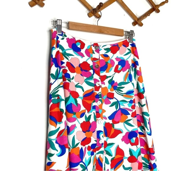 OLIVEACEOUS Linen Blend Floral Button Down Midi Skirt with Shell Buttons - Picture 3 of 12